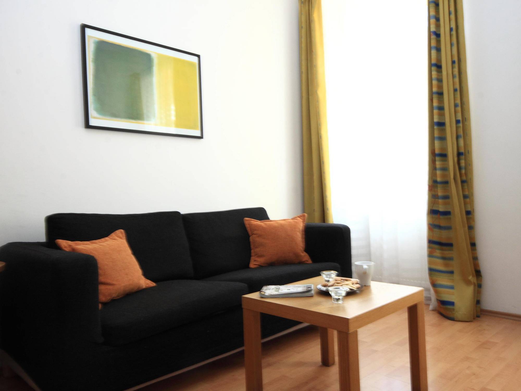 เธียร์เตอร์ อพาร์ตเมนต์ Apartment ปราก ภายนอก รูปภาพ