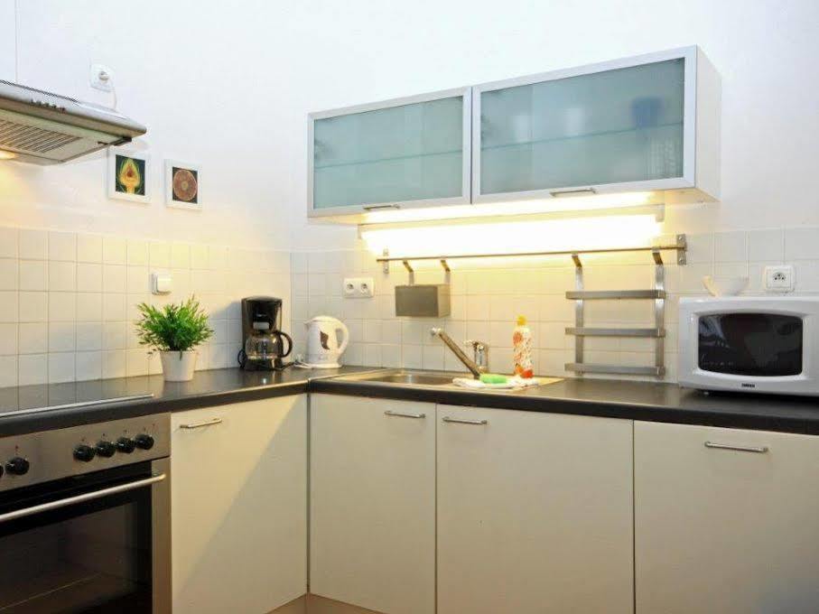 เธียร์เตอร์ อพาร์ตเมนต์ Apartment ปราก ภายนอก รูปภาพ